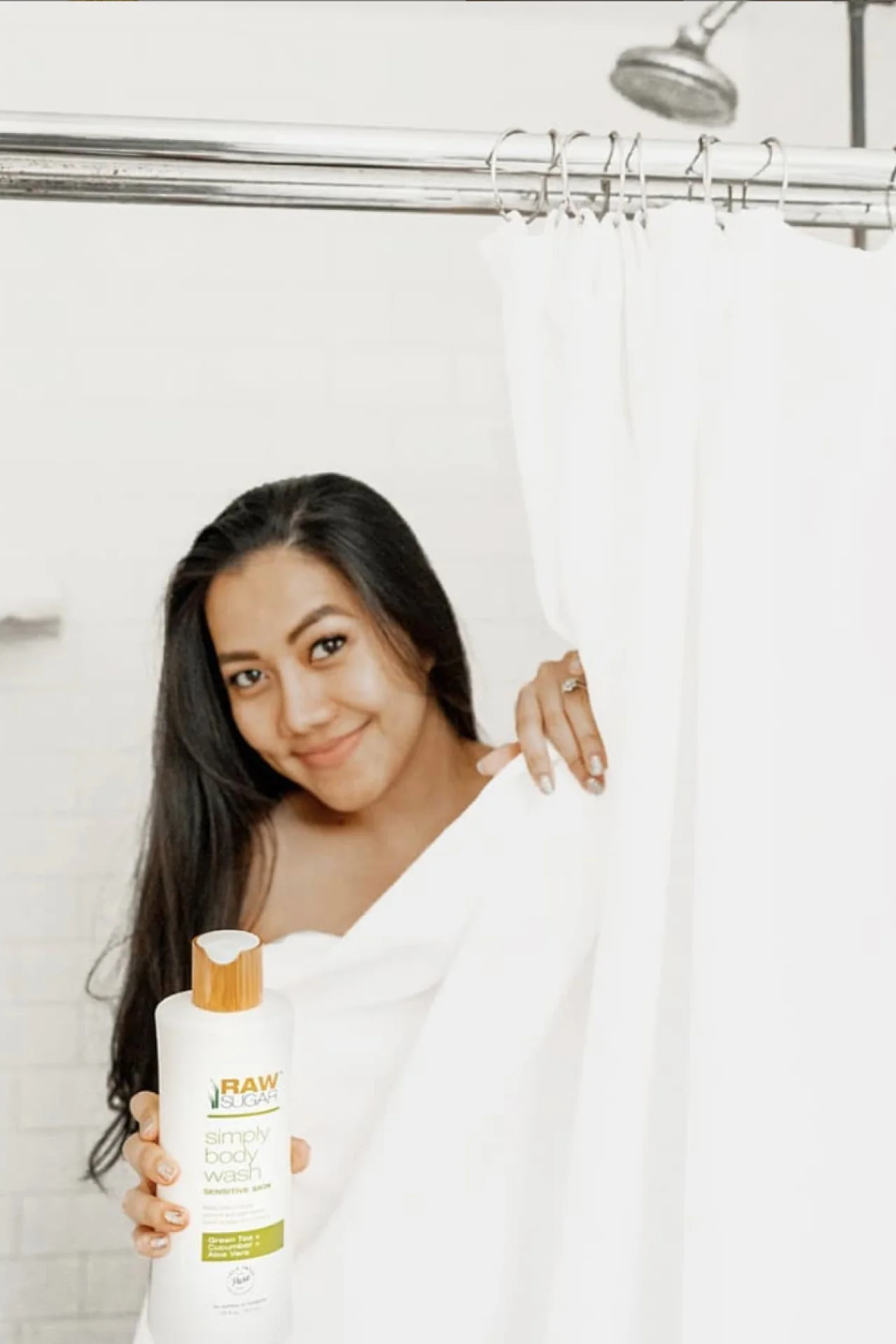 Simply Body Wash for Sensitive Skin | Green Tea + Cucumber + Aloe Vera | 25 fl oz - Image 3